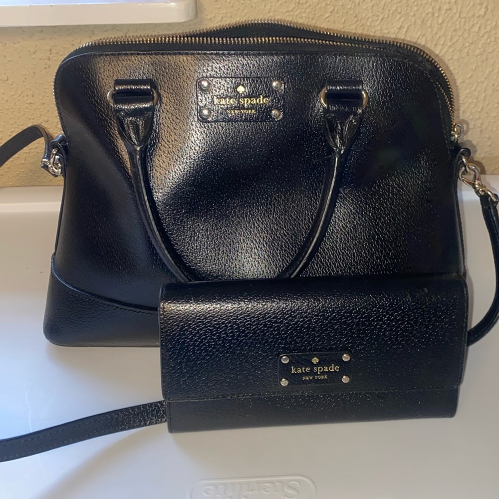 Kate spade purse ONLY